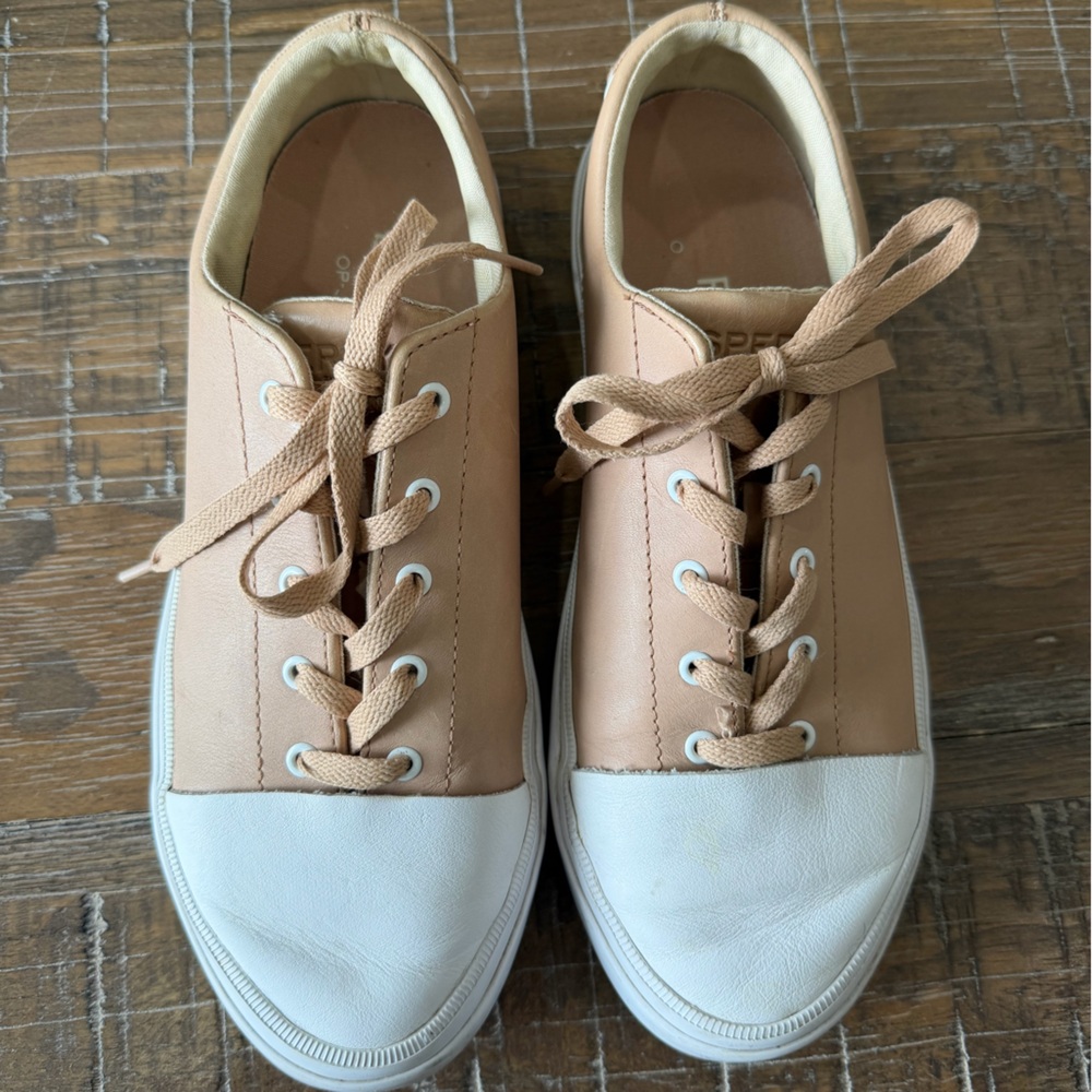 Sperry Women's Tan and White Sneakers